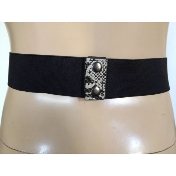 BCBG WAIST BELT BLACK BEIGE SNAKE ANIMAL PRINT M - Picture 2 of 2